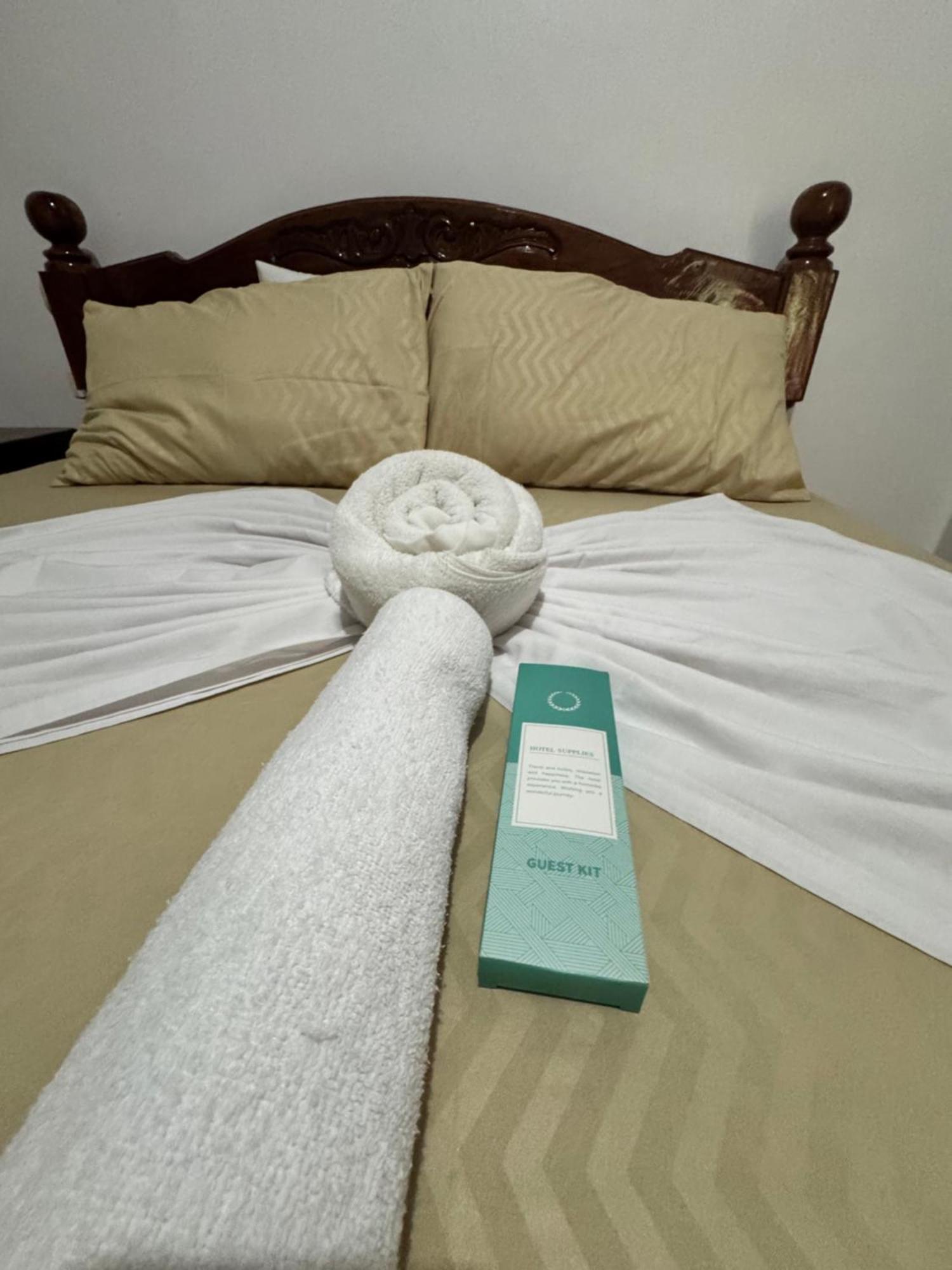 Buena'S Haven Travelodge El Nido Esterno foto
